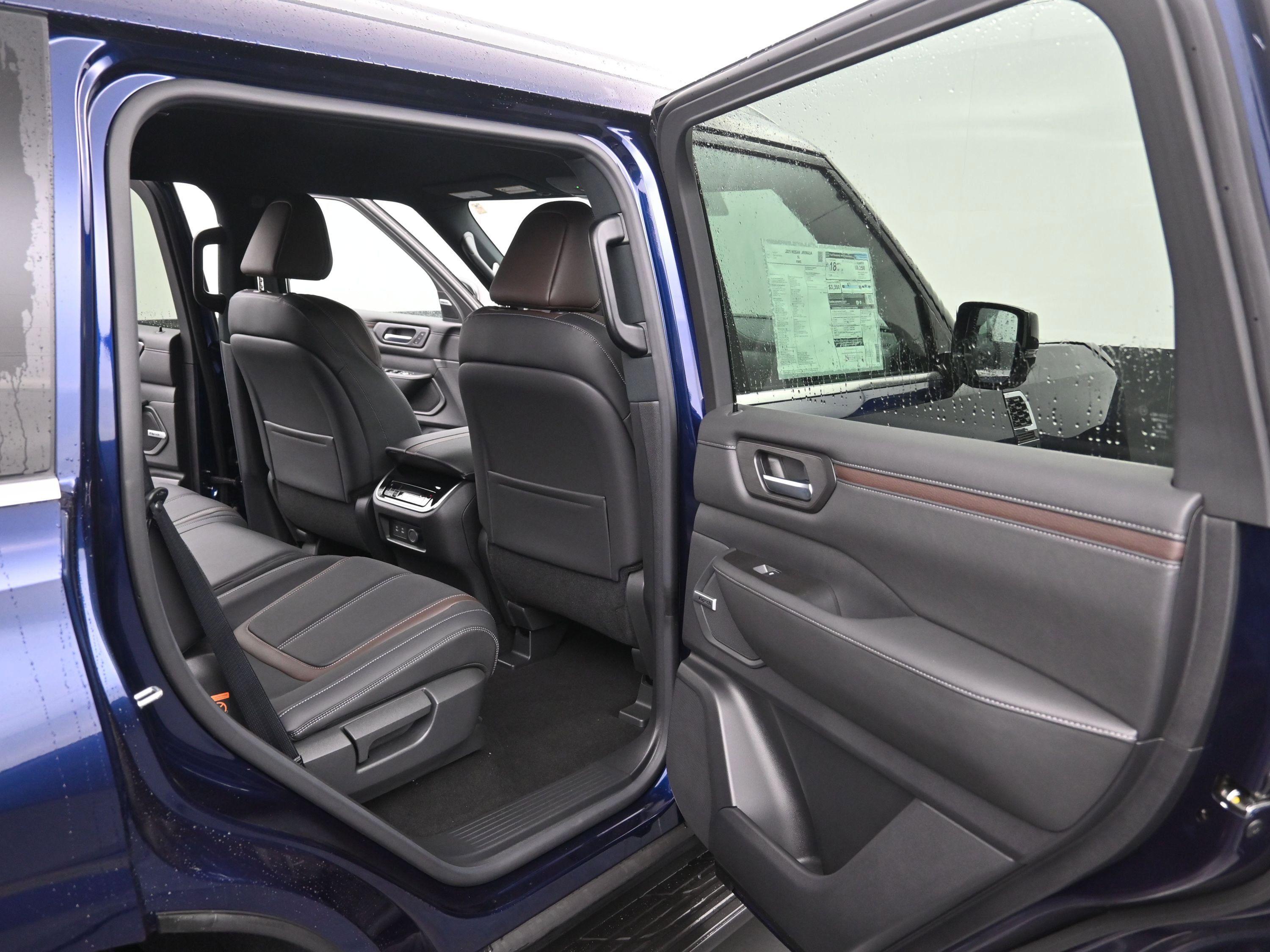 New 2025 Nissan Armada SL image 23