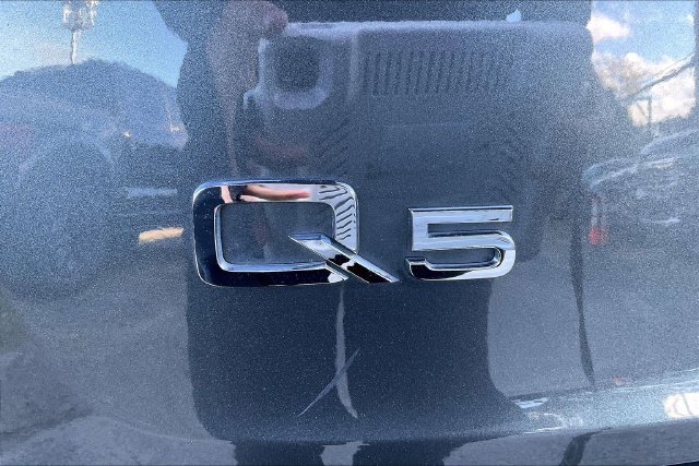 Certified 2023 Audi Q5 2.0T Premium w/ Convenience Package AWD/4WD image 8