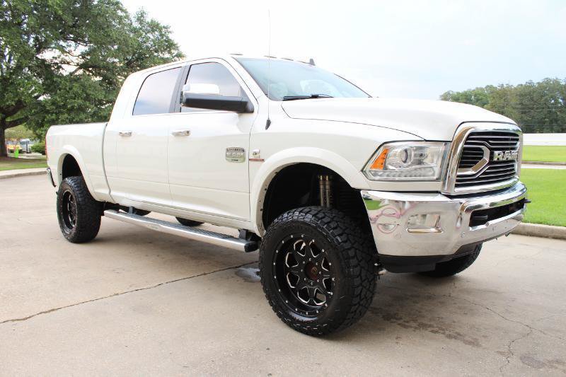 Used 2018 RAM 2500 Longhorn w/ Convenience Group AWD/4WD image 4