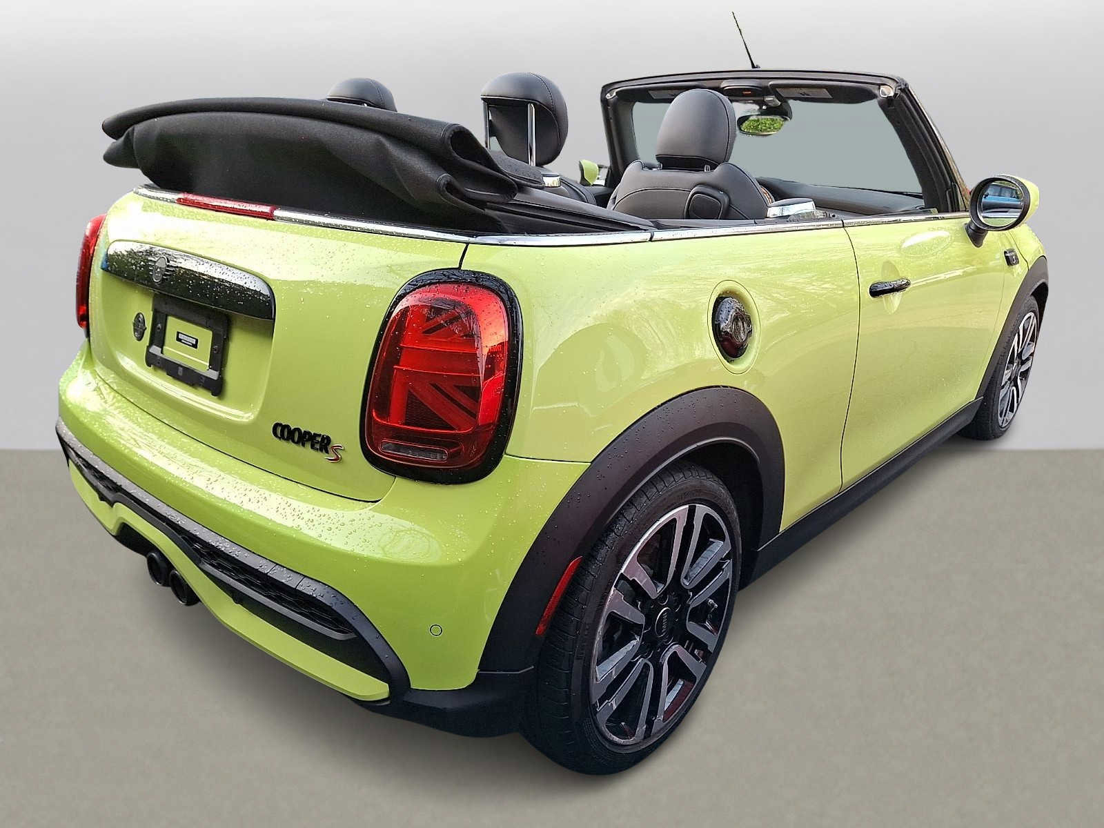Certified 2024 MINI Cooper S image 4