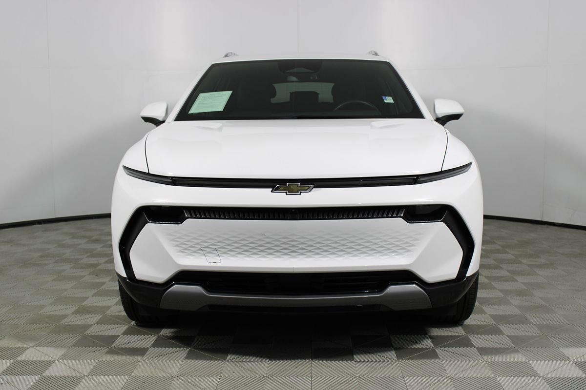 Used 2024 Chevrolet Equinox EV LT image 28