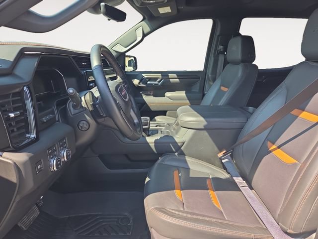 Used 2025 GMC Sierra 1500 AT4 w/ Technology Package AWD/4WD image 10