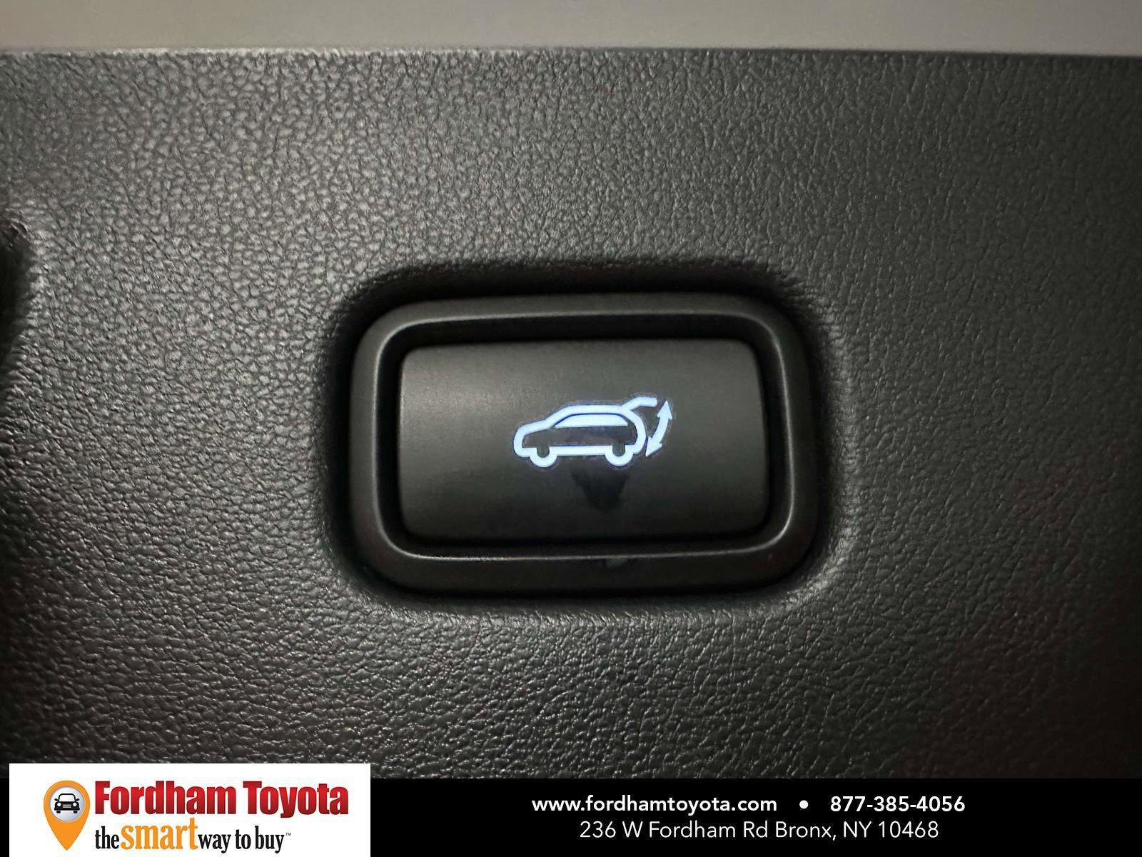 Used 2023 Hyundai Tucson Limited image 15