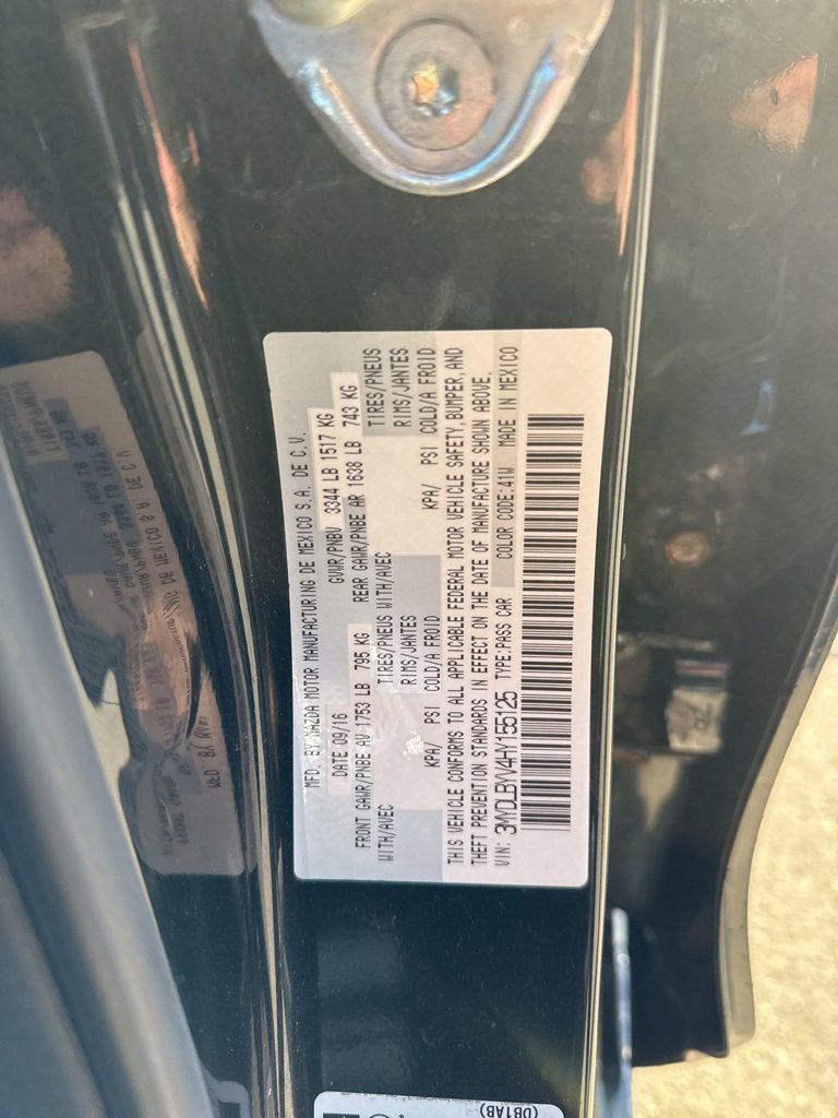 Used 2017 Toyota Yaris iA image 24