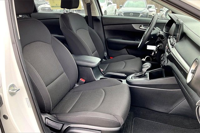Used 2020 Kia Forte LXS image 10