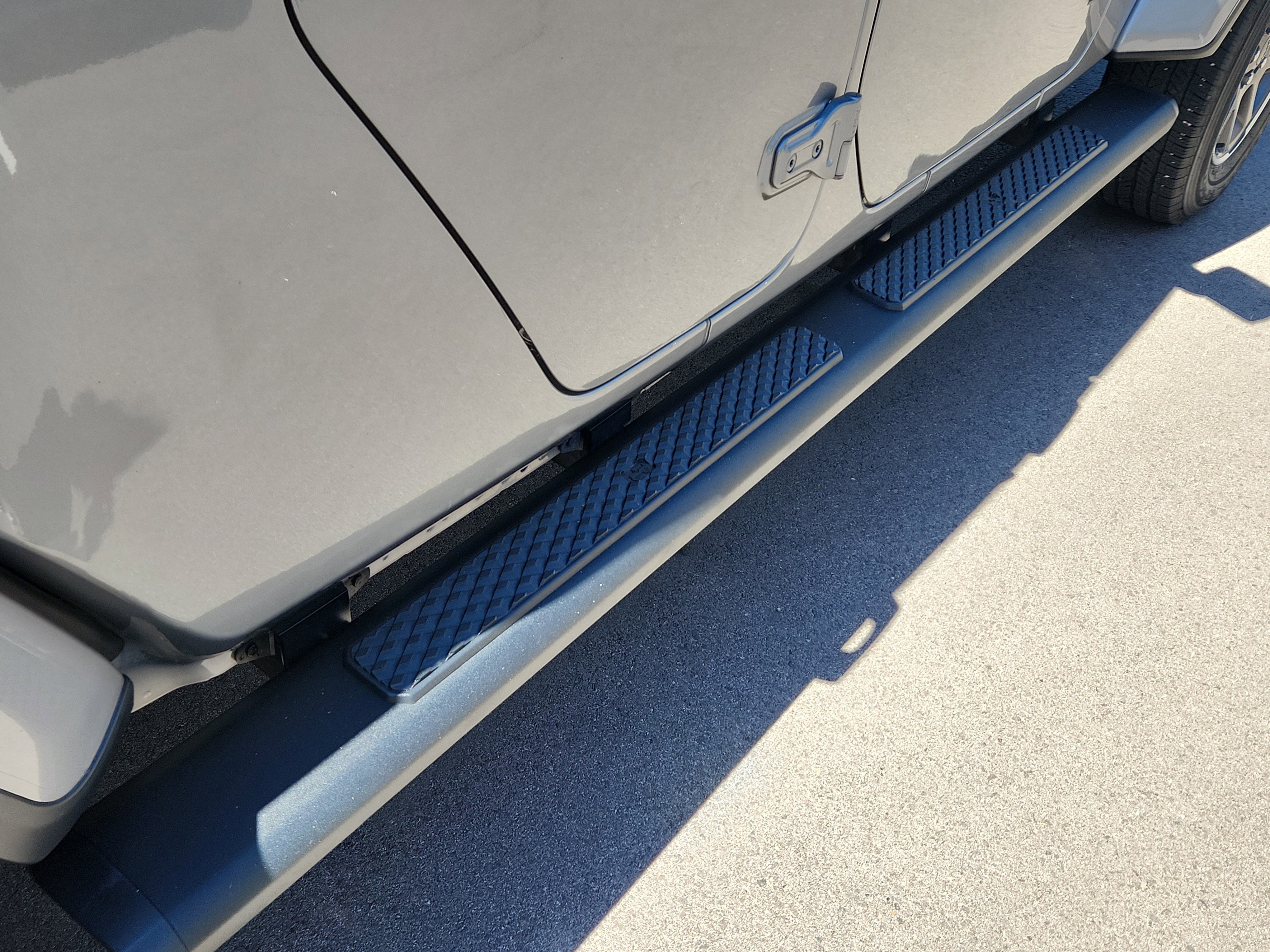 Used 2021 Jeep Gladiator Overland w/ Popular Equipment Package image 13