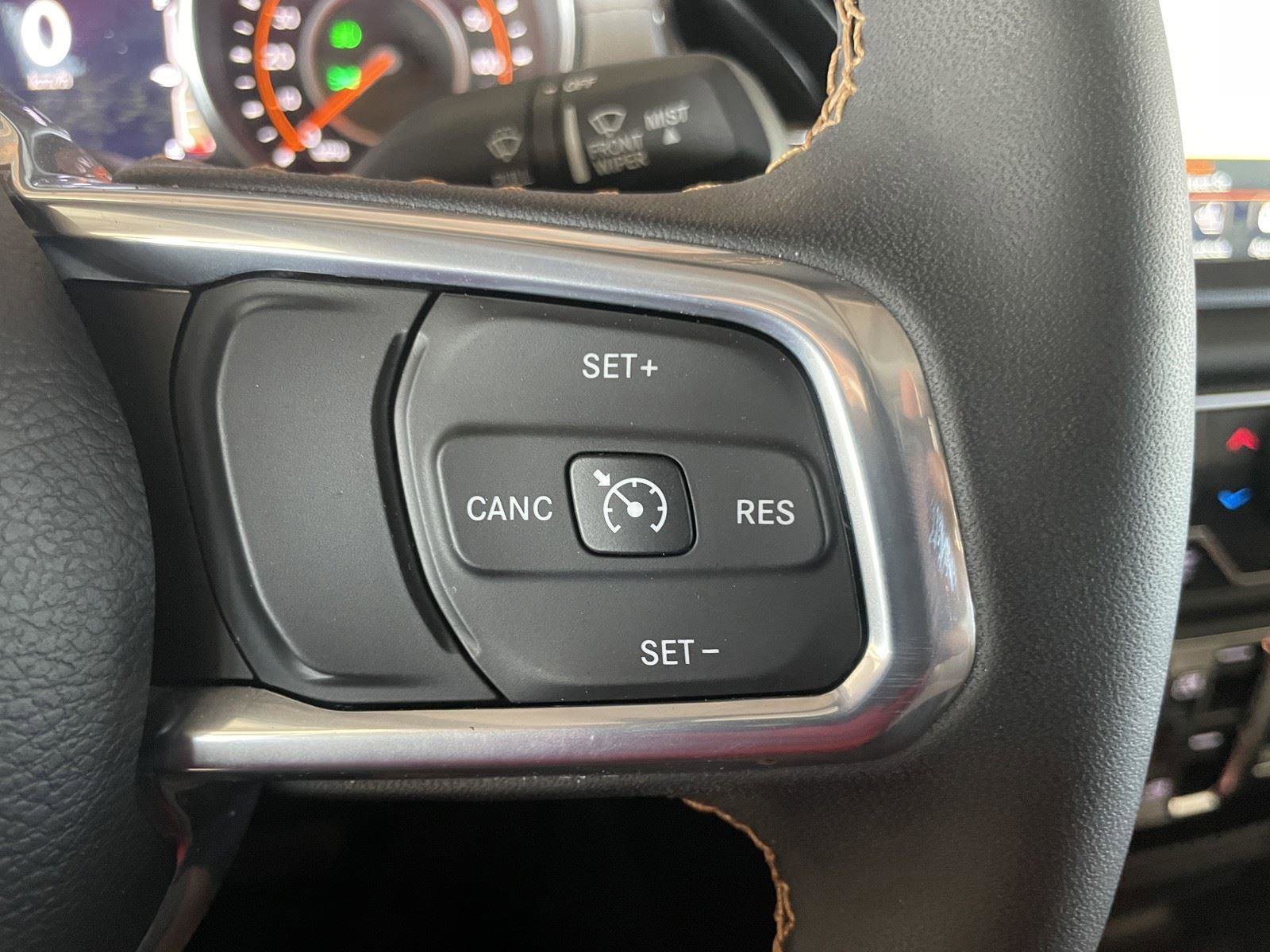 Used 2023 Jeep Gladiator Overland image 20