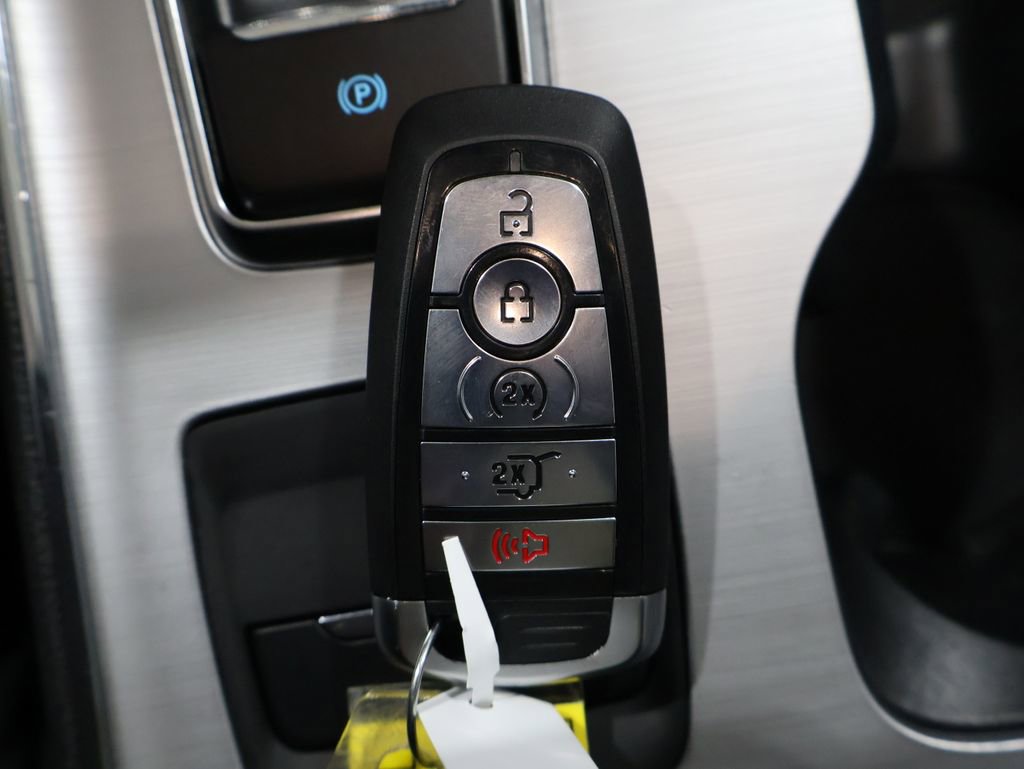 Used 2022 Ford Edge SEL w/ Convenience Package image 28