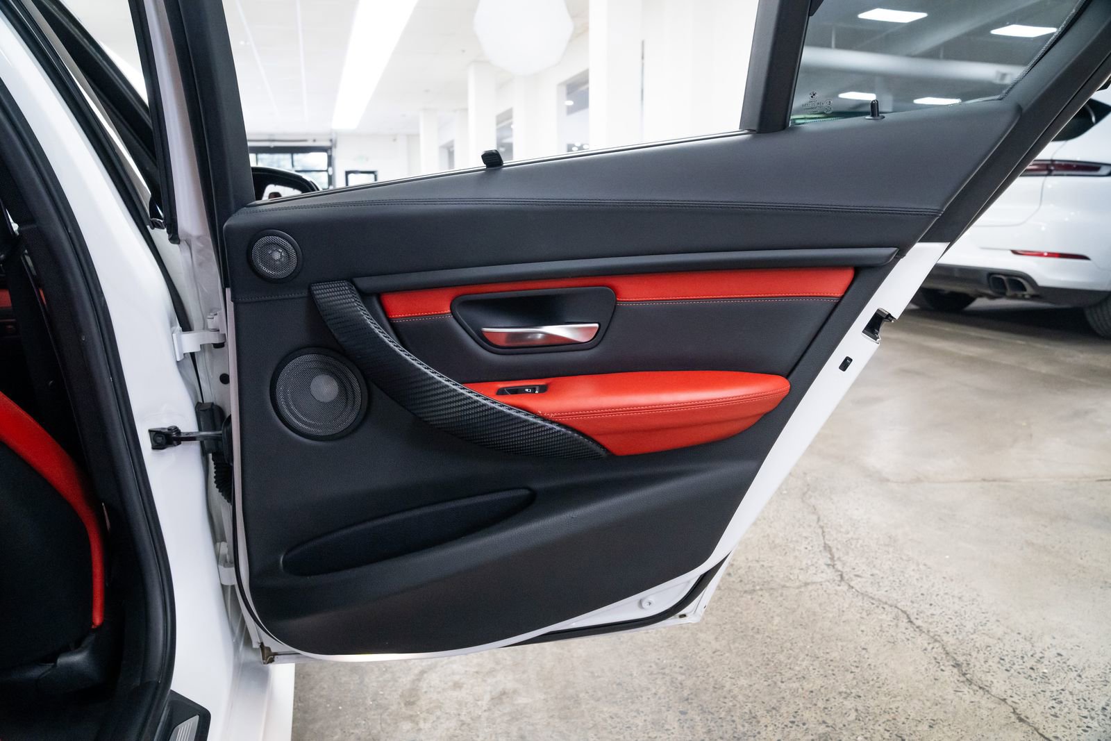 Used 2017 BMW M3 RWD image 27