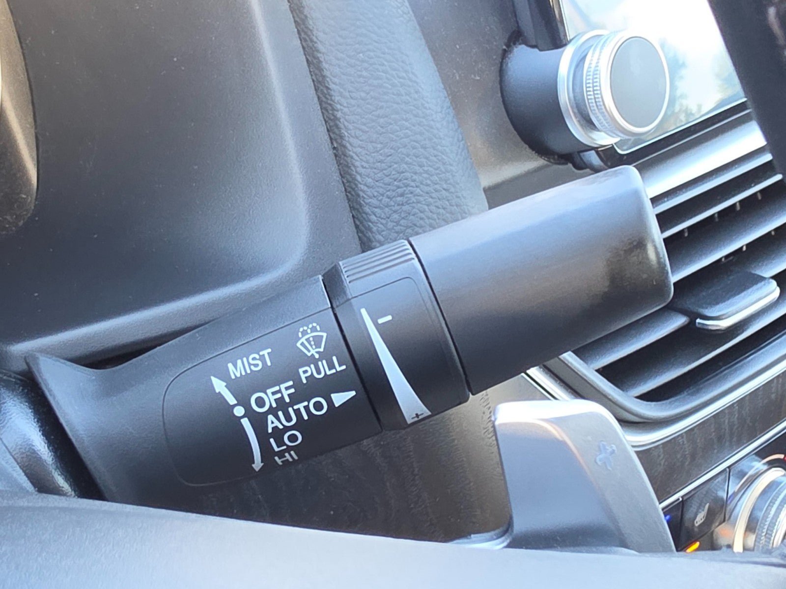 Used 2021 Honda Accord Touring image 39