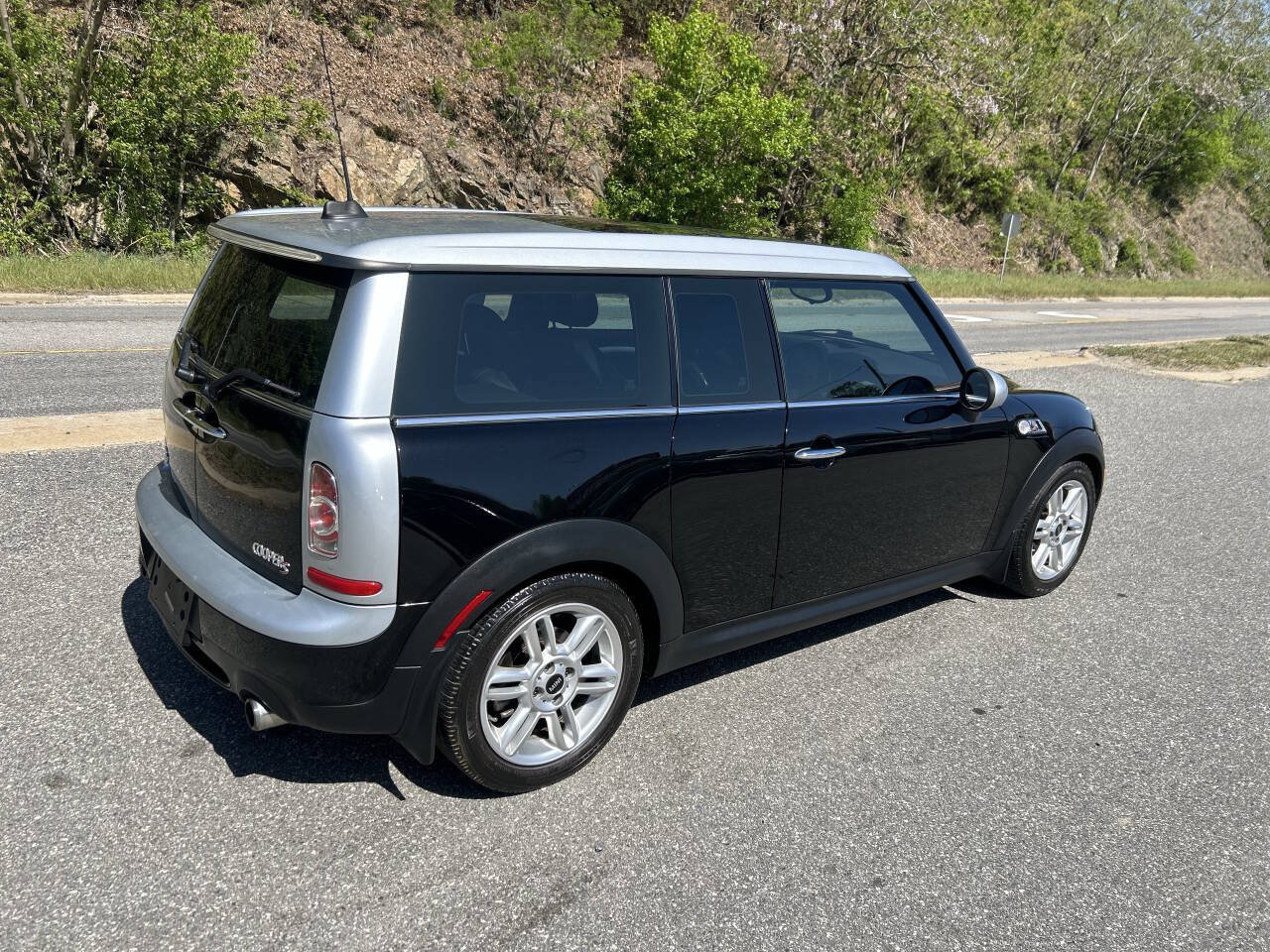 Used 2014 MINI Cooper Clubman S FWD image 7