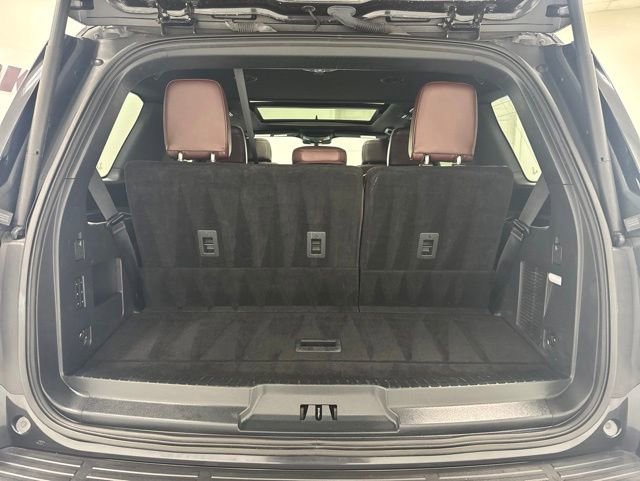 Used 2023 Ford Expedition Limited AWD/4WD image 32