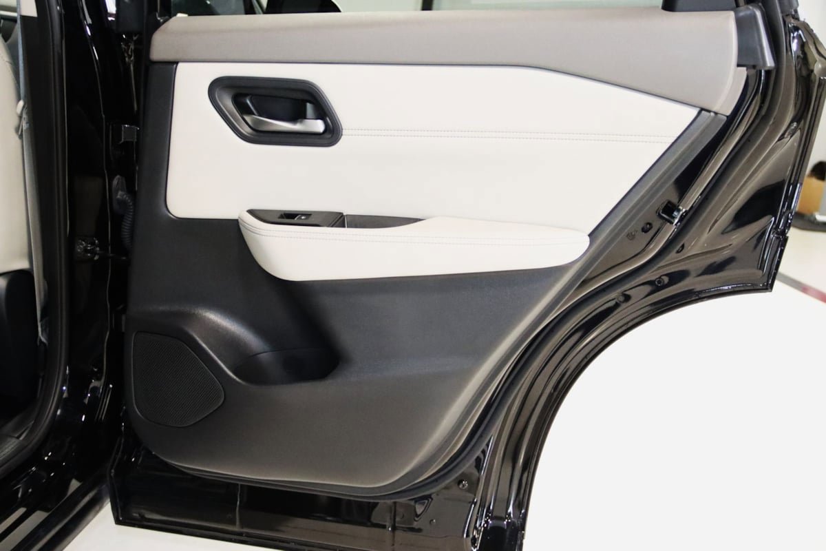 Used 2023 Nissan Rogue SL image 53