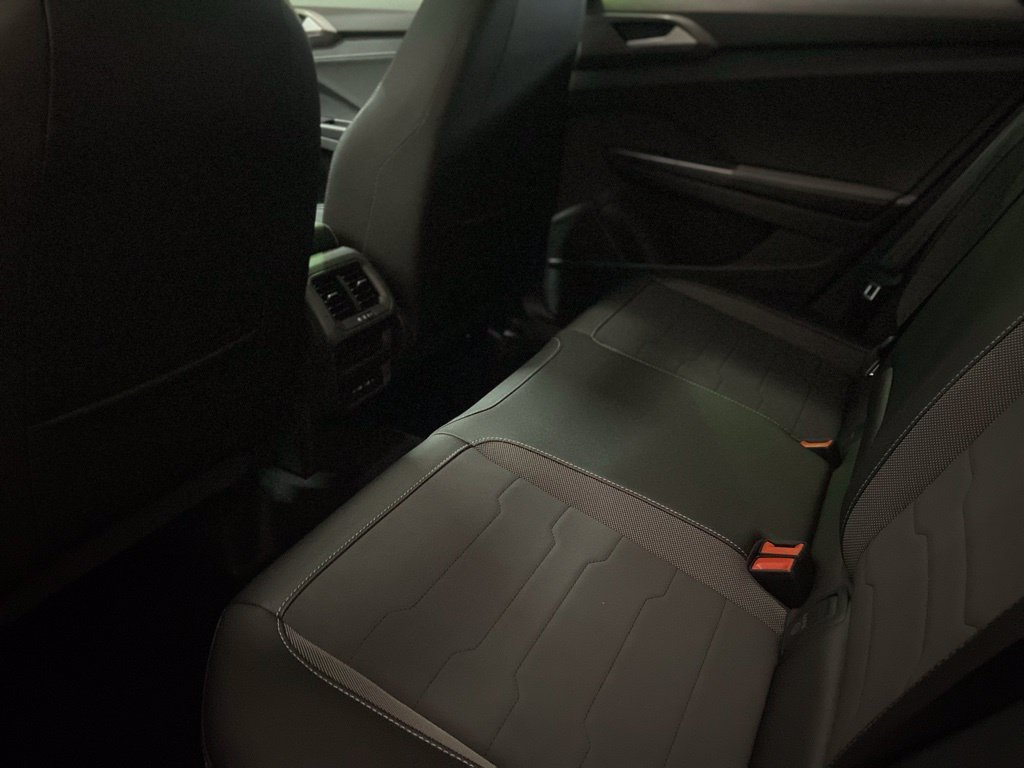 New 2026 Volkswagen Taos SE AWD/4WD image 5