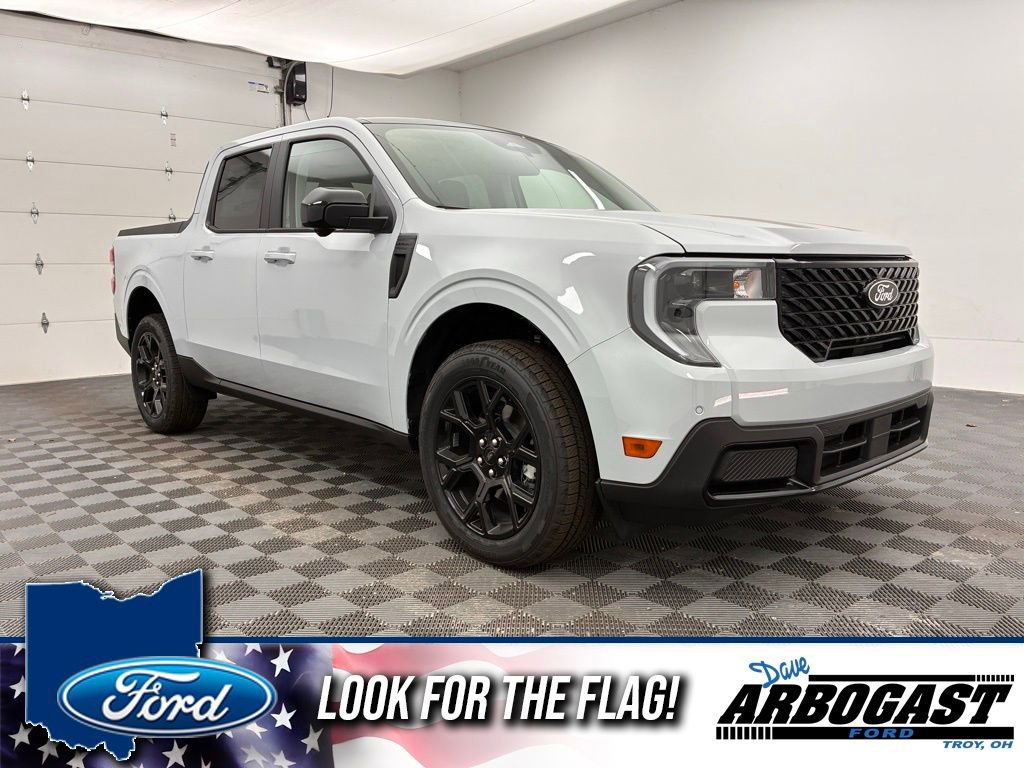 New 2025 Ford Maverick Lariat w/ Black Appearance Package image 1