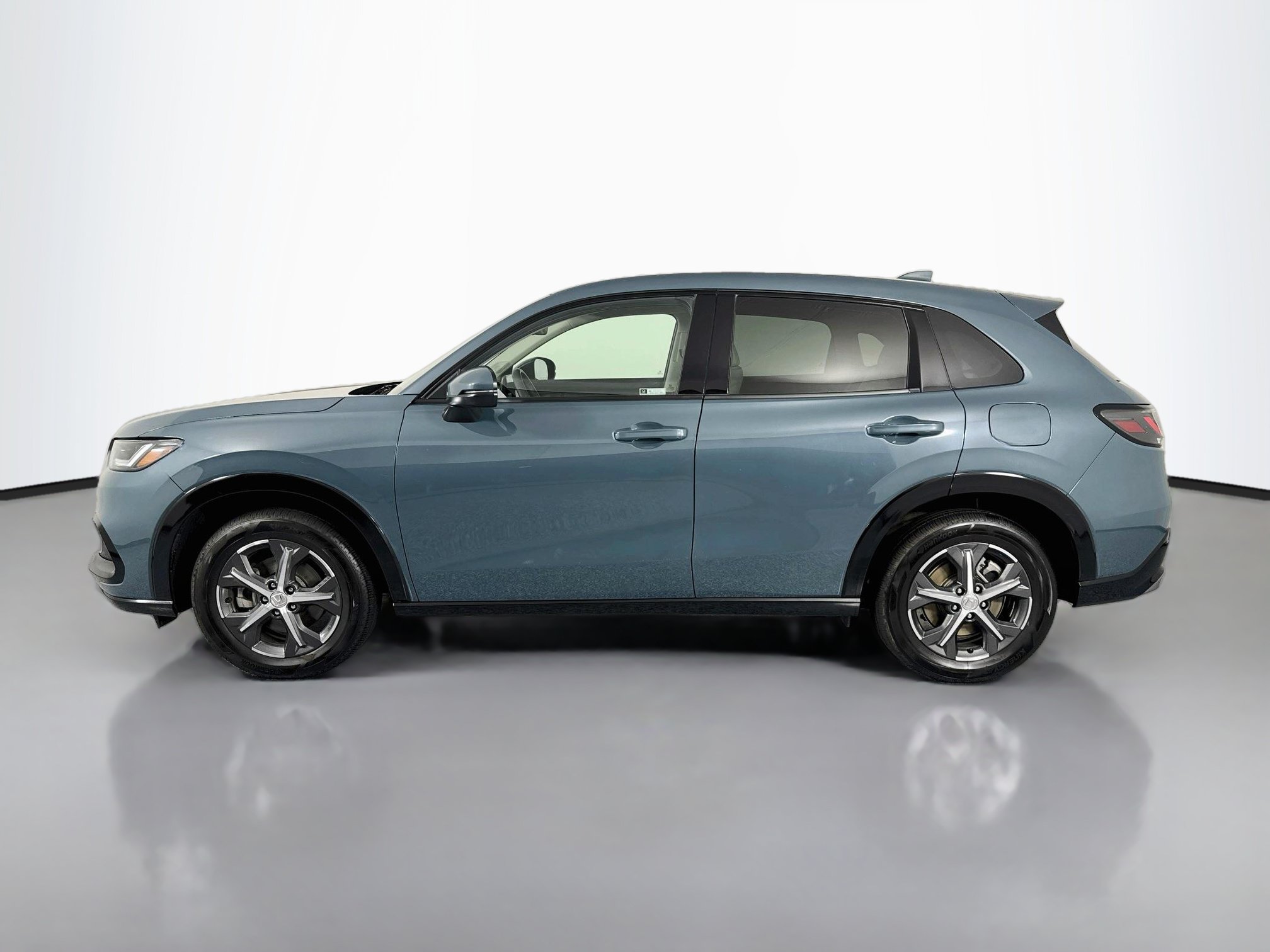 Certified 2024 Honda HR-V EX-L image 8