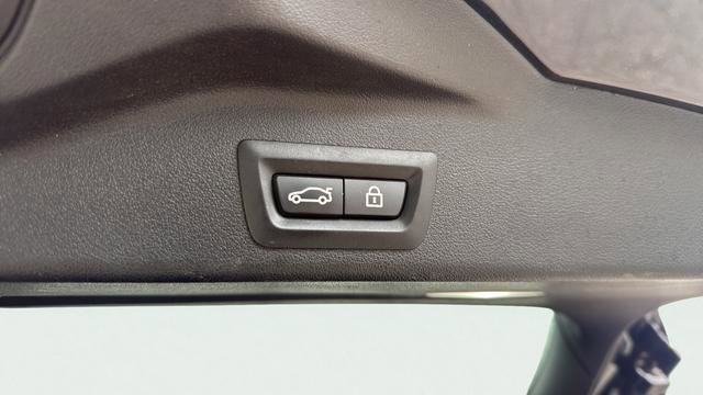 Used 2021 BMW X5 M w/ Competition Package AWD/4WD image 10