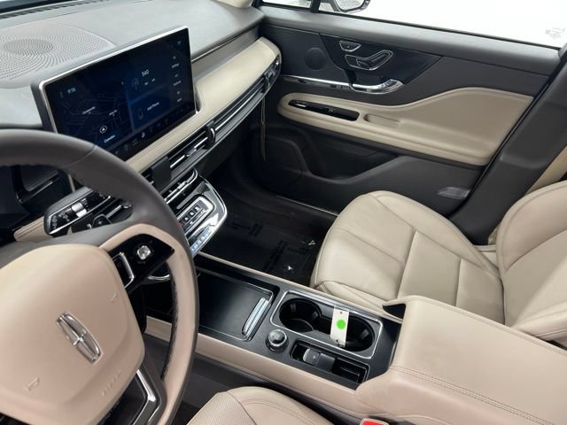 Certified 2023 Lincoln Corsair AWD w/ Equipment Group 101A image 22