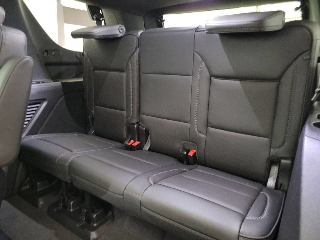Certified 2025 GMC Yukon Denali w/ Sun & Power Step Package AWD/4WD image 13