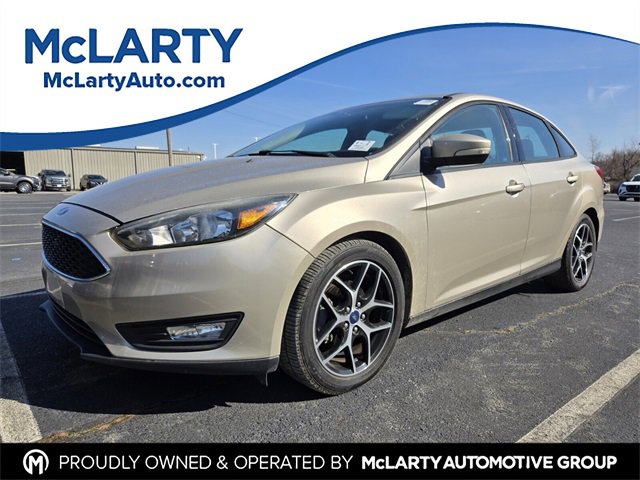 Used 2017 Ford Focus SEL image 1