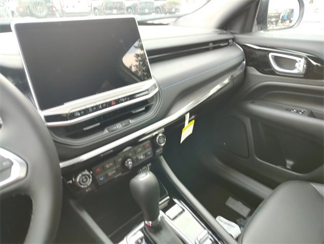 New 2026 Jeep Compass Limited w/ Sun, Sound & Navigation Group image 27