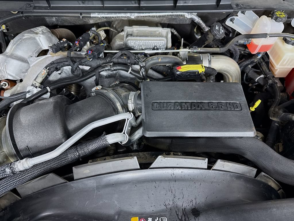 Used 2022 Chevrolet Silverado 3500 LTZ w/ LTZ Convenience Package AWD/4WD image 31