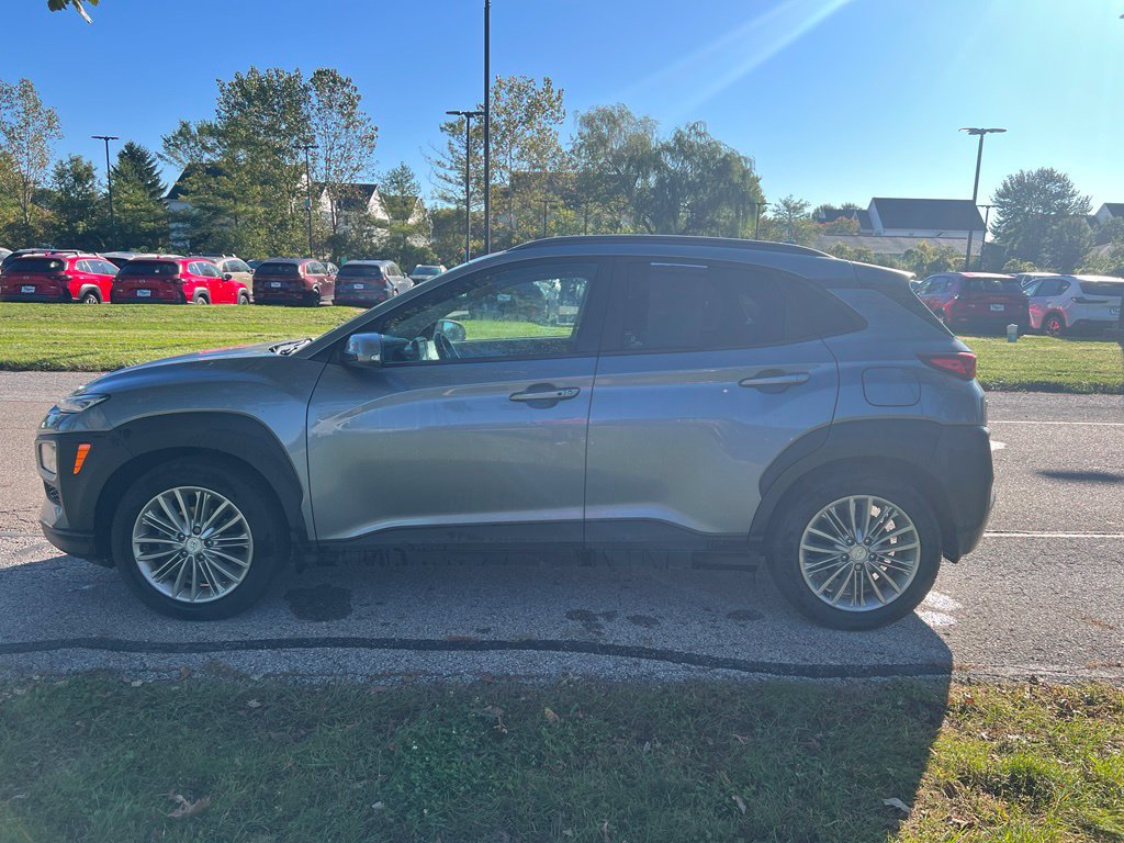 Used 2019 Hyundai Kona SEL w/ SEL Tech Package 02 FWD image 2