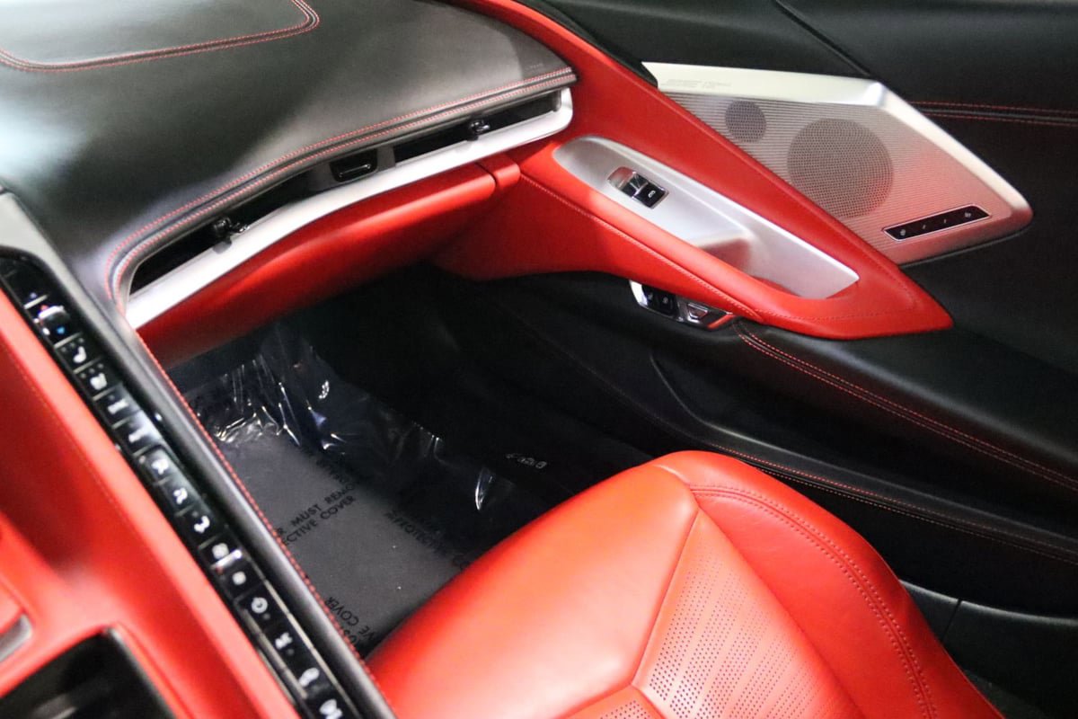 Used 2024 Chevrolet Corvette Stingray Premium Conv w/ Z51 Performance Package RWD image 53