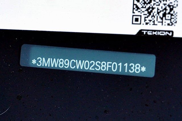 Used 2025 BMW 330i xDrive Sedan w/ Convenience Package image 38