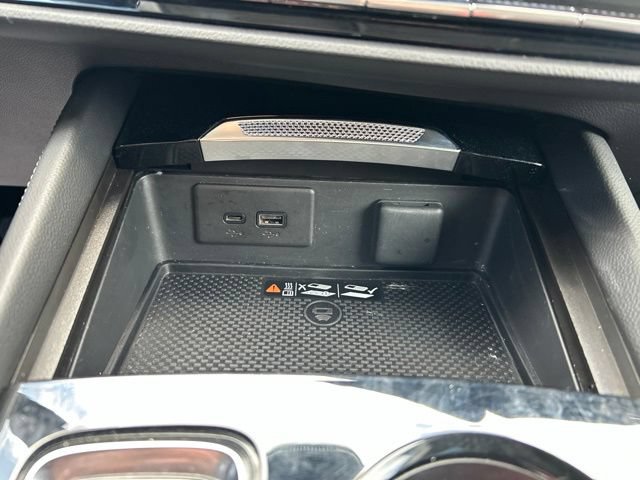 Used 2024 Buick Envision Preferred AWD/4WD image 31