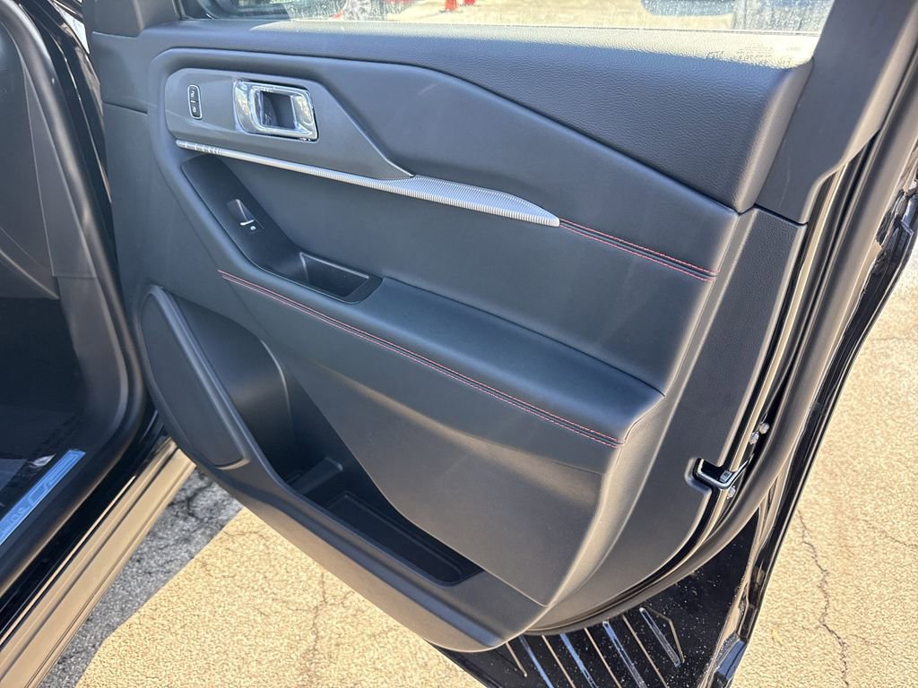 Used 2026 Ford Explorer ST-Line image 26
