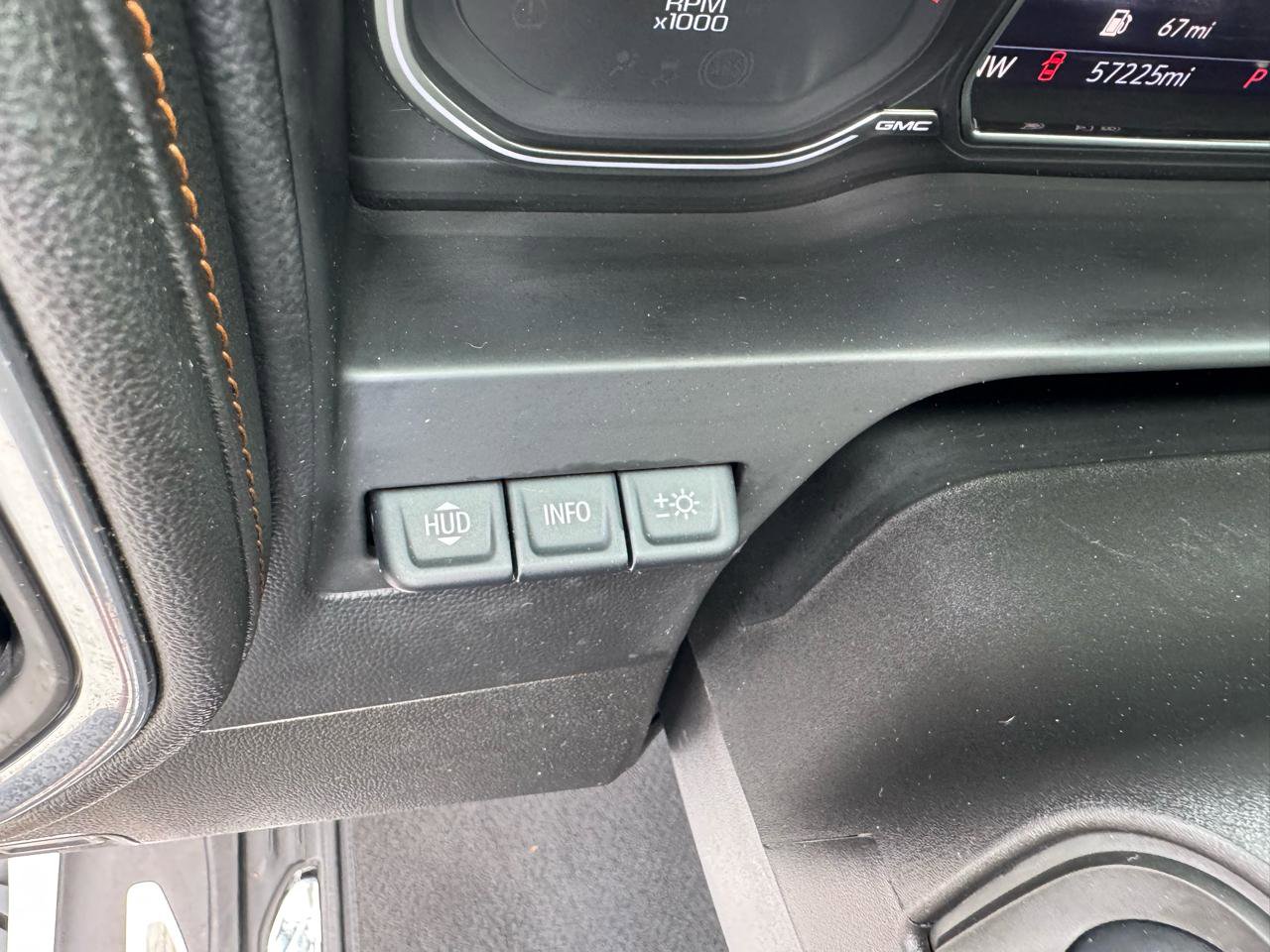 Used 2021 GMC Sierra 1500 AT4 w/ AT4 Value Package image 30