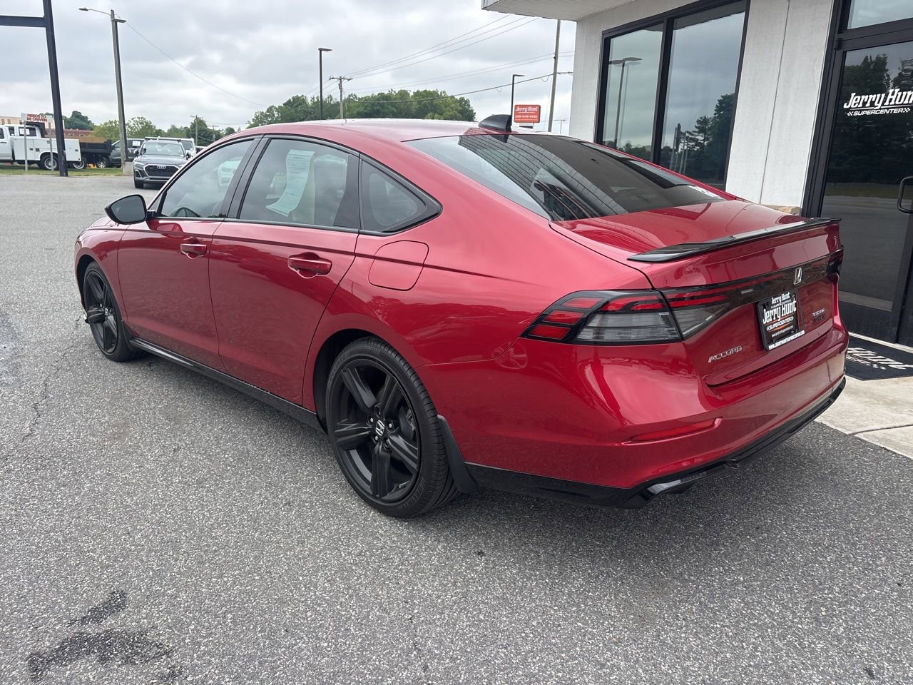 Used 2023 Honda Accord Sport image 6