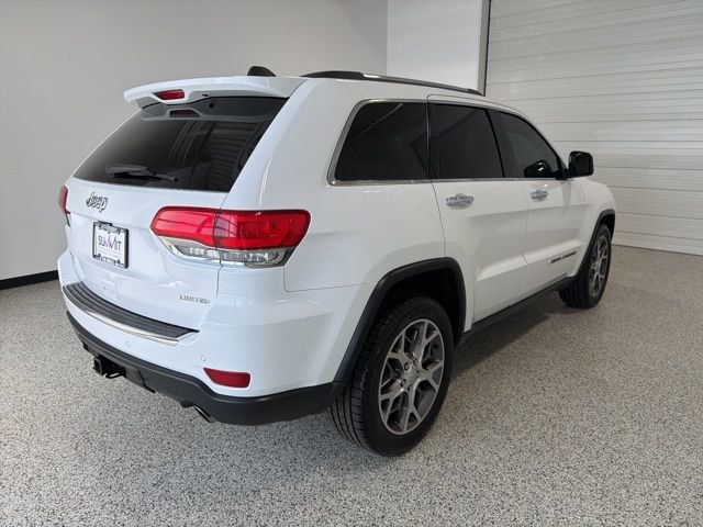 Used 2019 Jeep Grand Cherokee Limited w/ Luxury Group II image 3