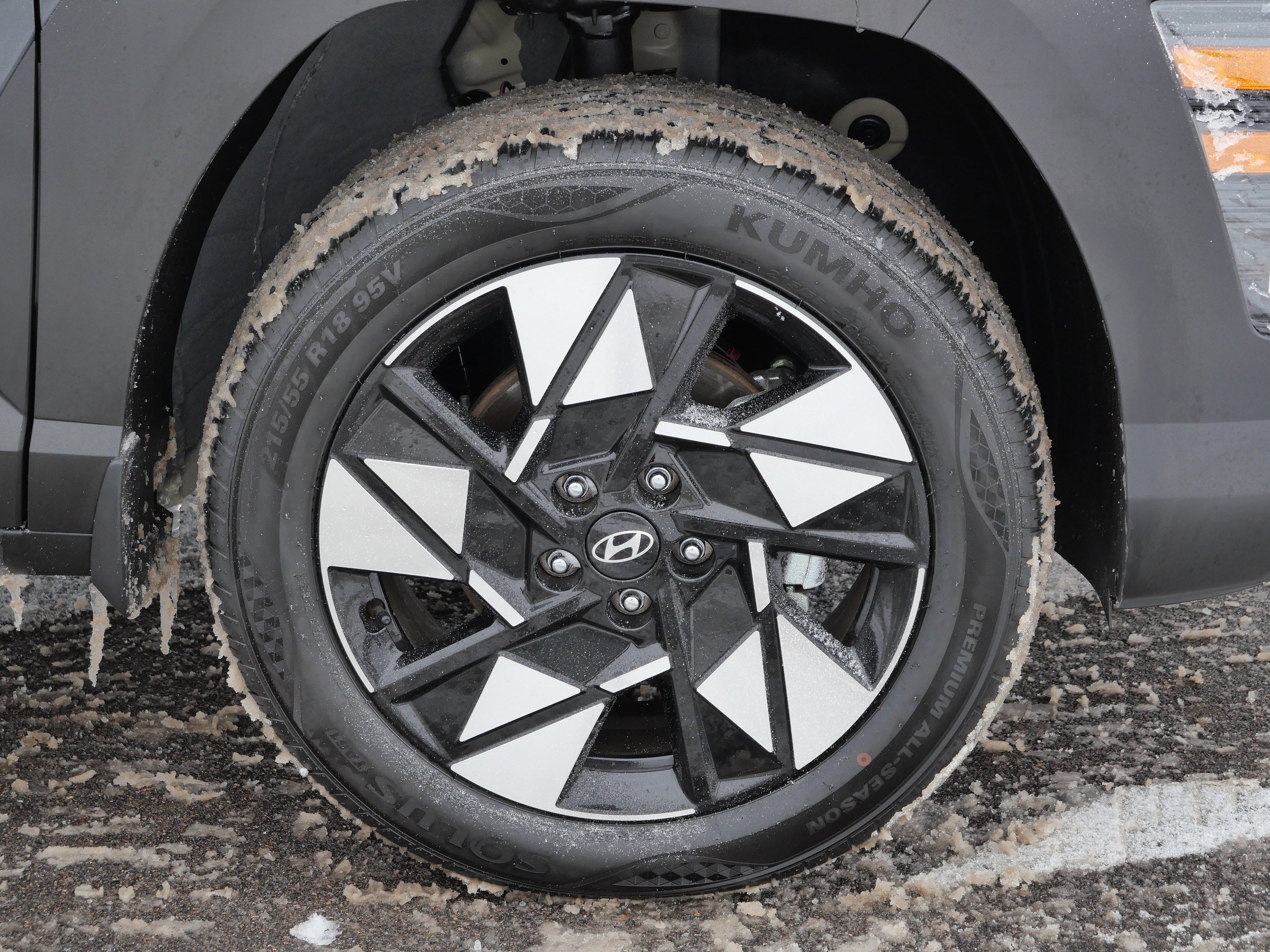 Certified 2025 Hyundai Kona SEL image 15