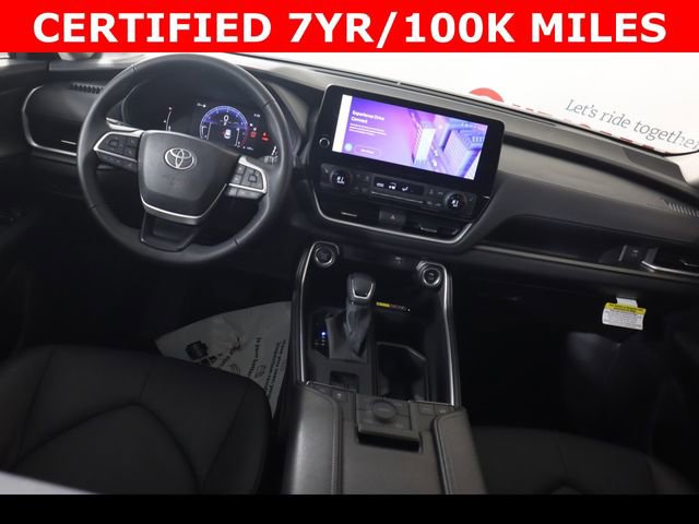 Used 2025 Toyota Grand Highlander XLE image 18