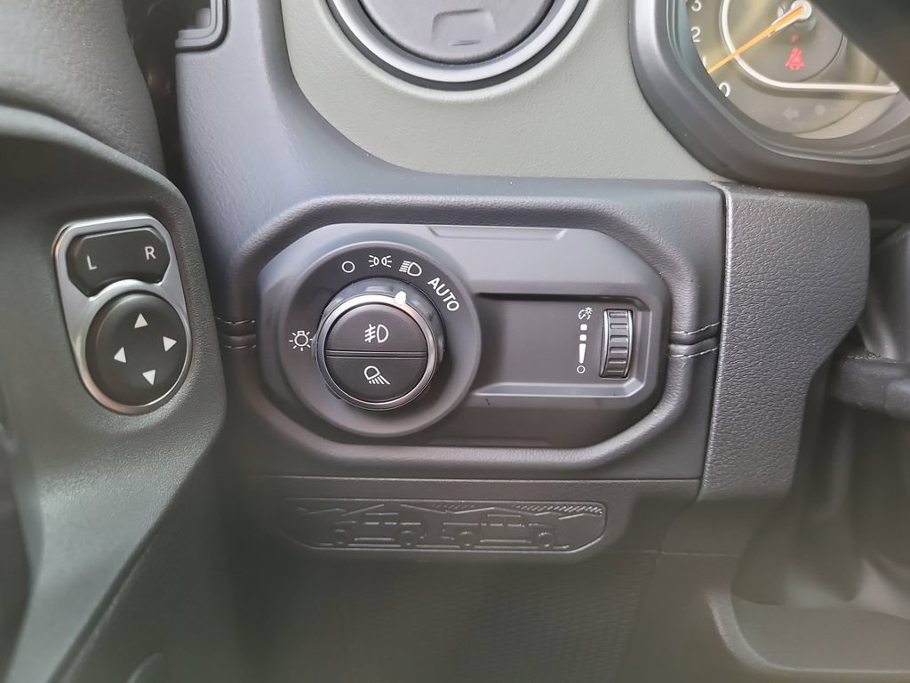 New 2026 Jeep Gladiator Mojave AWD/4WD image 34