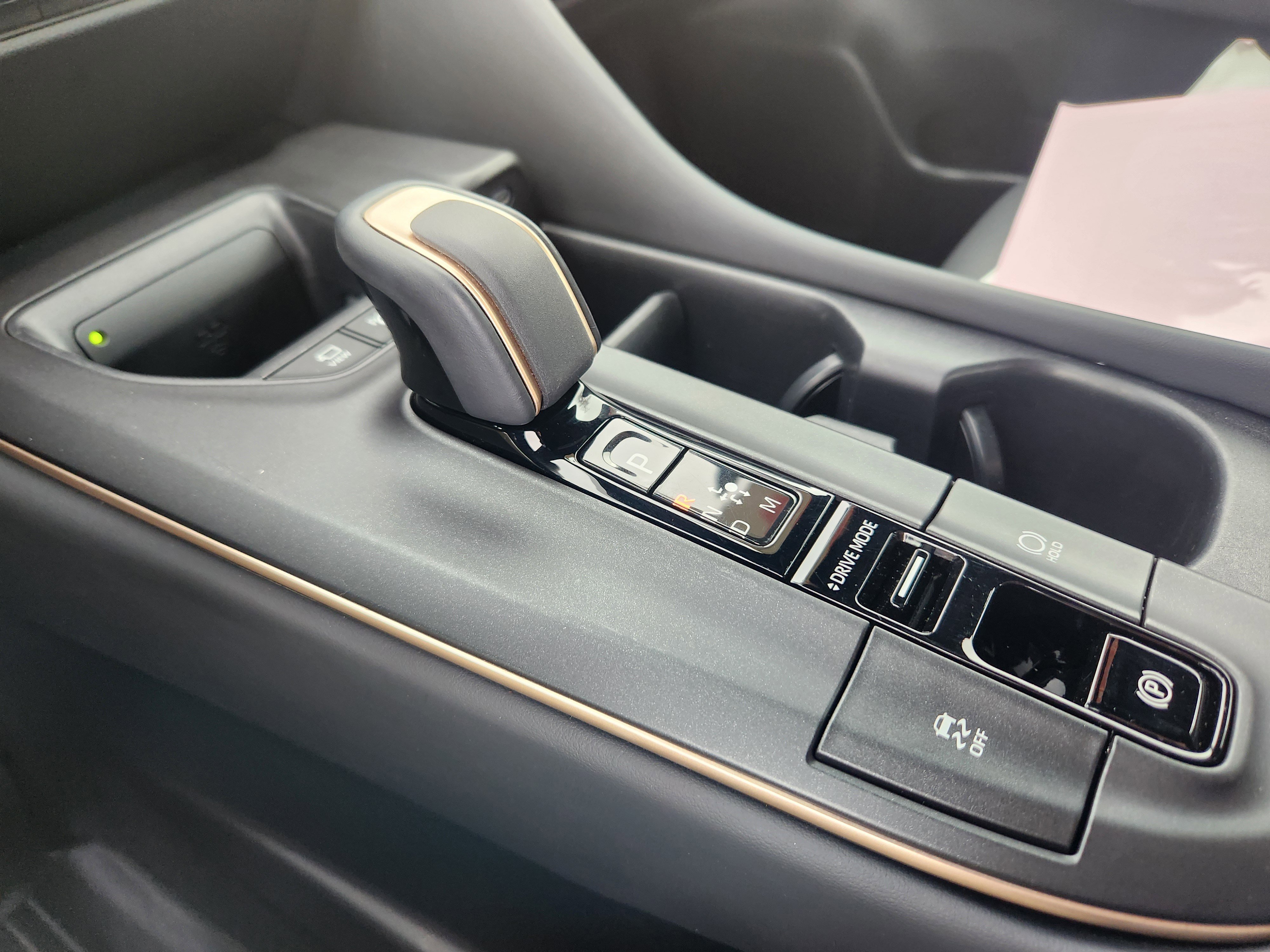 Used 2023 Toyota Crown Platinum image 18