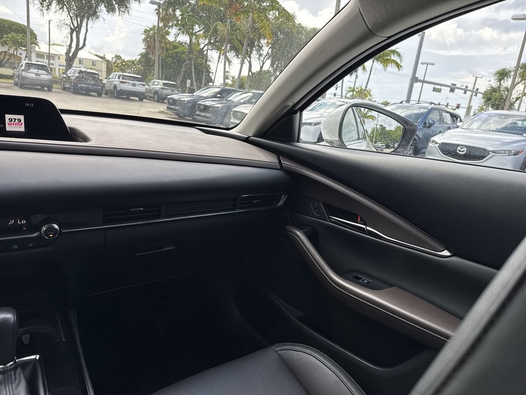 Used 2022 MAZDA CX-30 AWD 2.5 S w/ Premium Package image 15