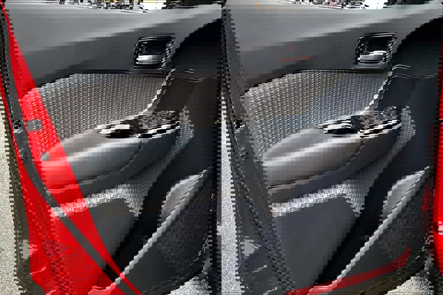 Used 2021 Toyota C-HR Limited image 21