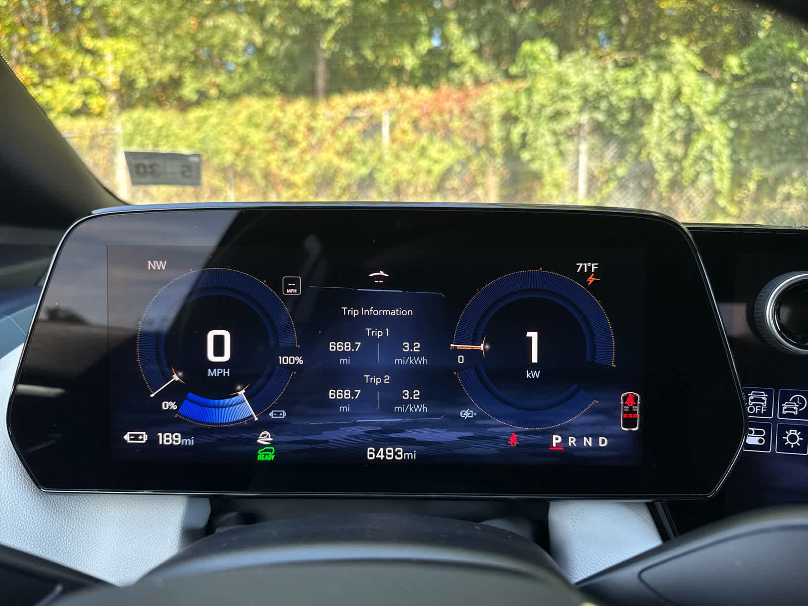 Used 2025 Chevrolet Equinox EV LT FWD image 14