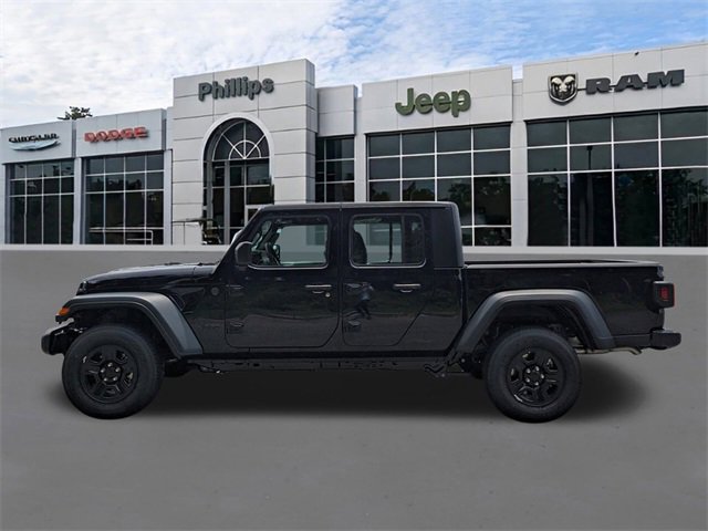 New 2025 Jeep Gladiator Sport image 7
