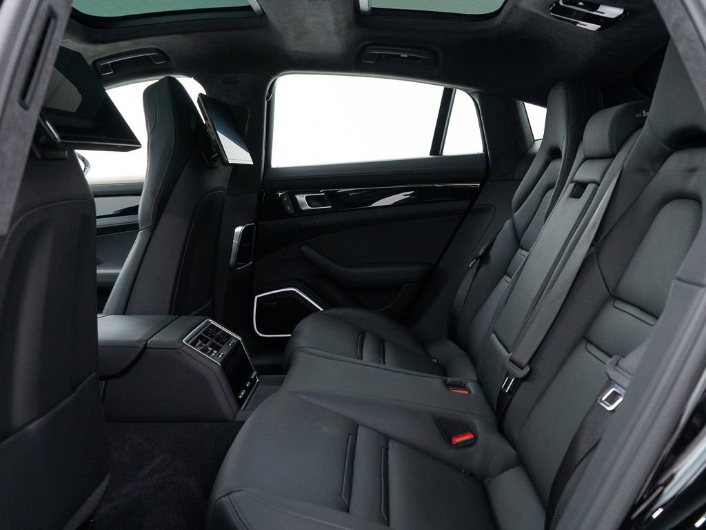 Used 2023 Porsche Panamera GTS AWD/4WD image 24
