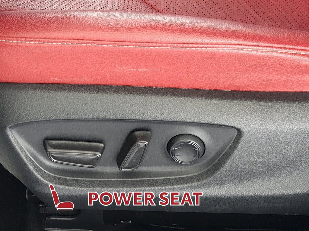Used 2022 Toyota Camry XSE w/ Navigation Package FWD image 15