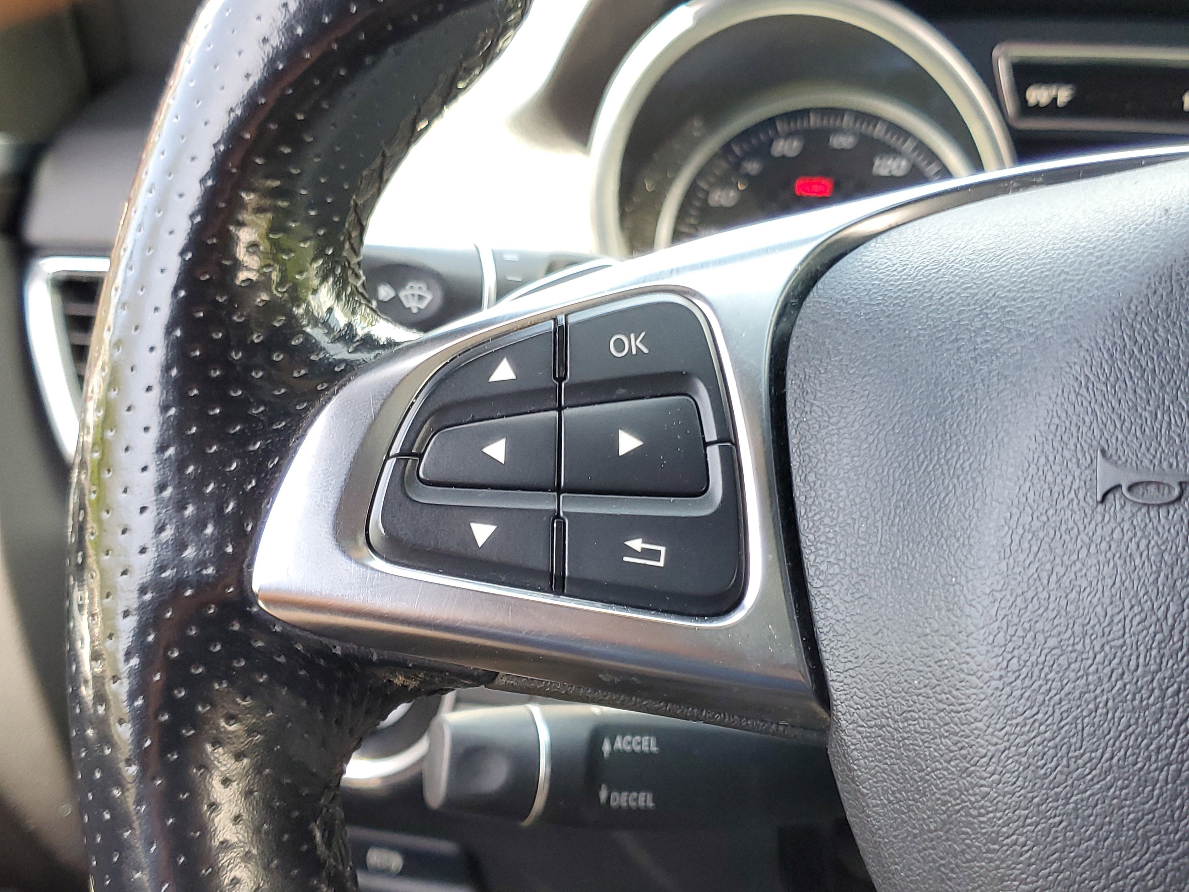 Used 2017 Mercedes-Benz GLE 350 4MATIC w/ Premium 2 Package image 19