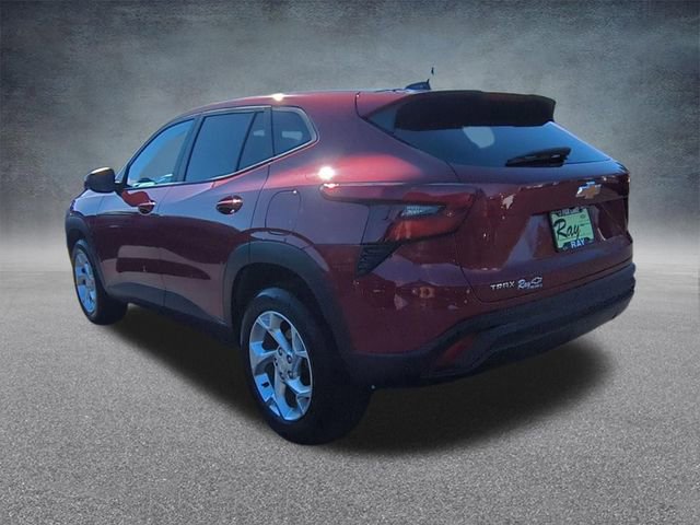 Certified 2024 Chevrolet Trax LS w/ LS Convenience Package image 7