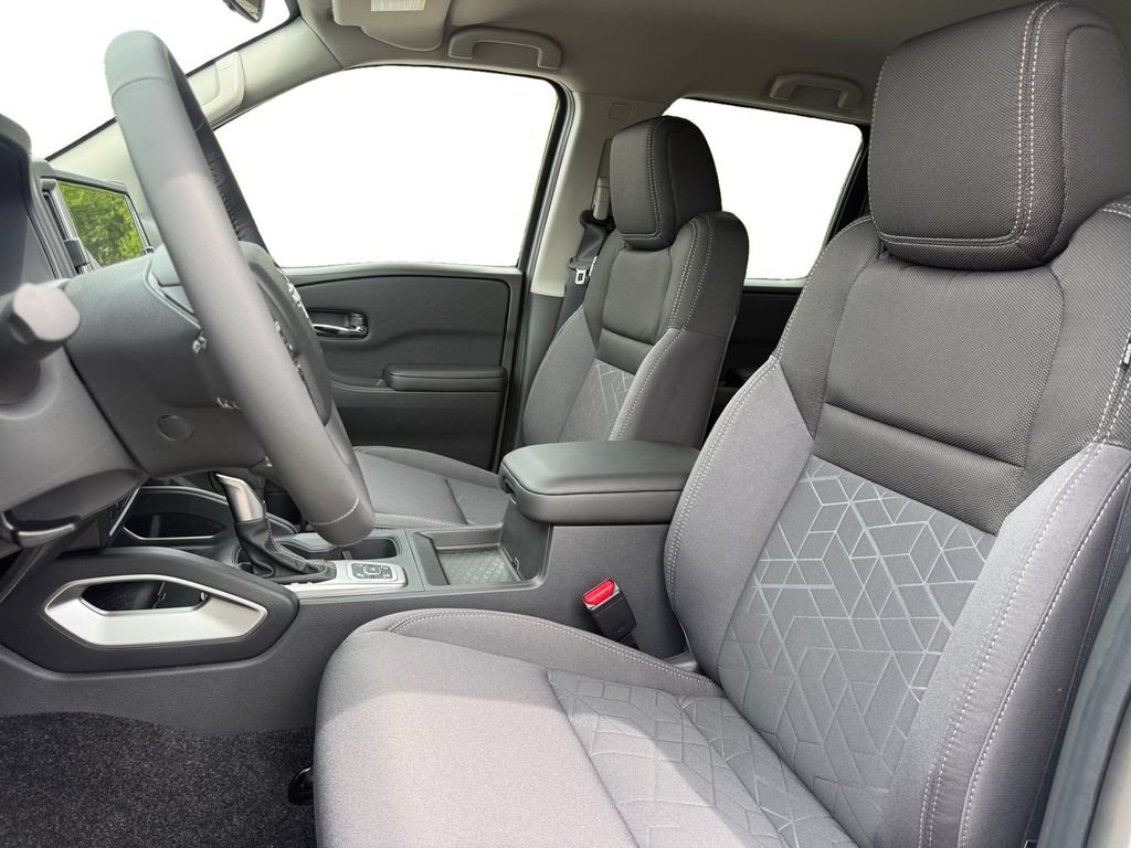 New 2026 Nissan Frontier SV w/ All-Weather Content Package AWD/4WD image 9