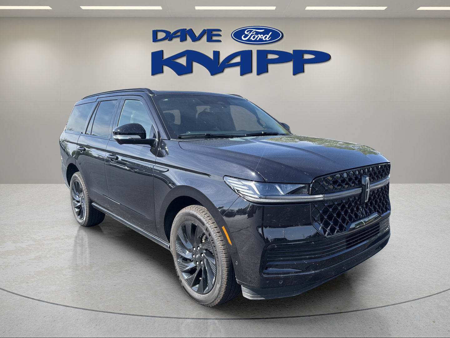 New 2025 Lincoln Navigator Reserve w/ Jet Appearance Package AWD/4WD video 1
