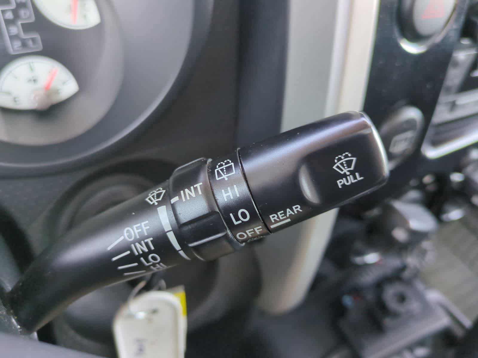 Used 2010 Toyota FJ Cruiser 4WD image 26
