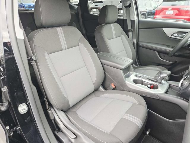 Used 2025 Chevrolet Blazer LT w/ Midnight/Sport Edition image 12